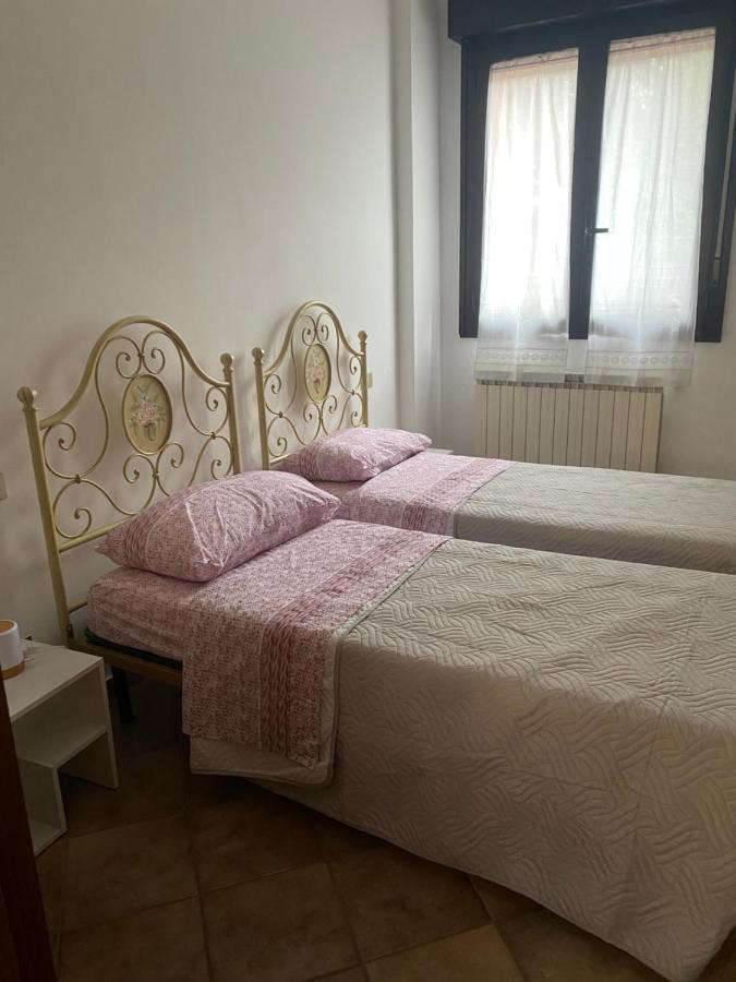 Casa Silvana Turate Esterno foto