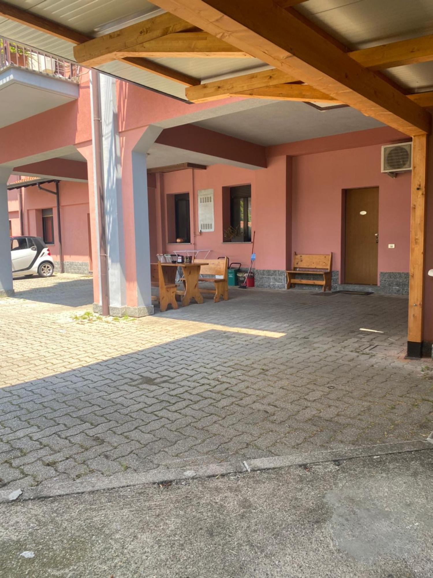 Casa Silvana Turate Esterno foto